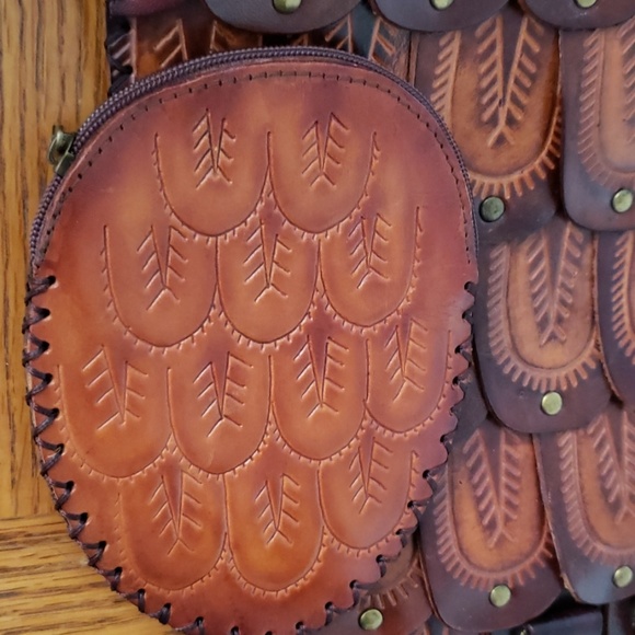 Leather owl purse, great details, like new